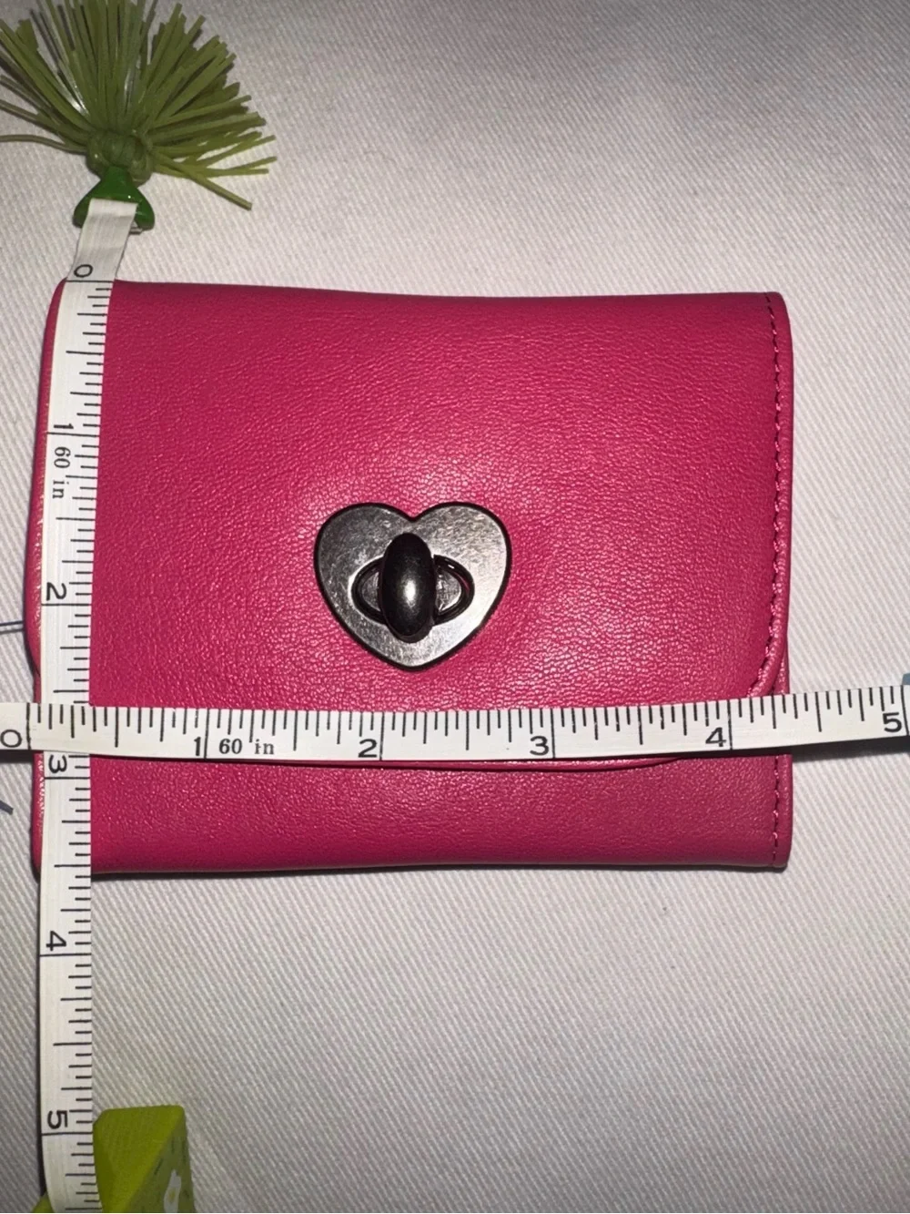 Free People Lock It Up Leather Wallet in Love Potion NWOT❤️
